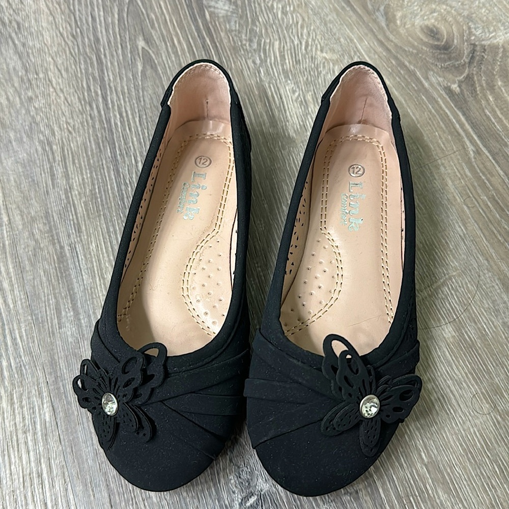 New never worn black size 12 girls ballet flats with butterfly